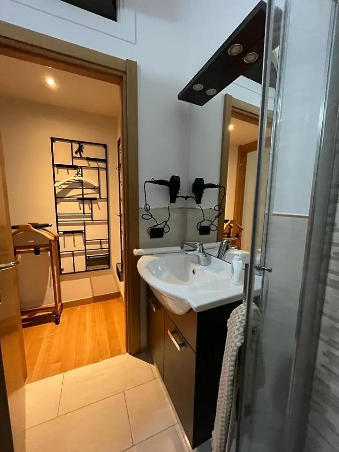 Home 10 Milano