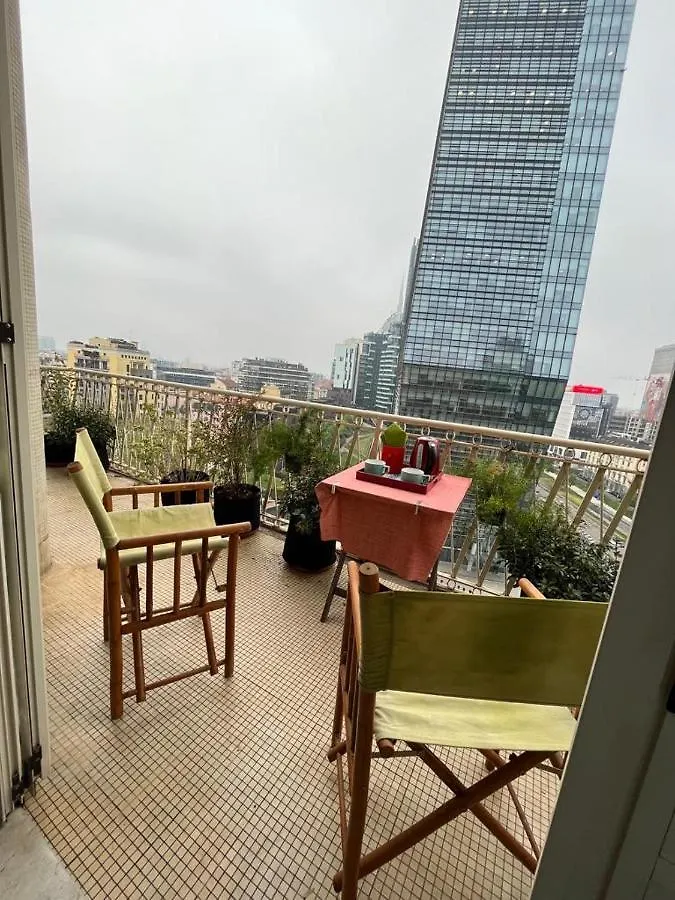 Home 10 Milano